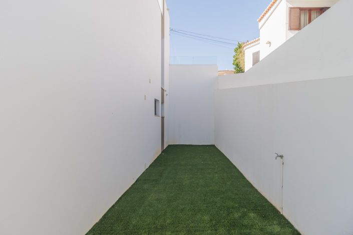 Image No.51-3 Bed Villa for sale