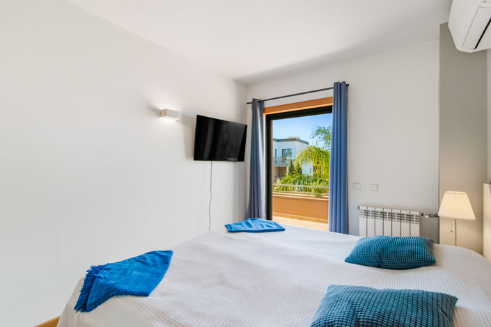 Image No.25-3 Bed Villa for sale