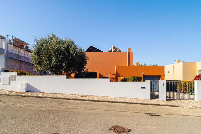 Image No.52-3 Bed Villa for sale