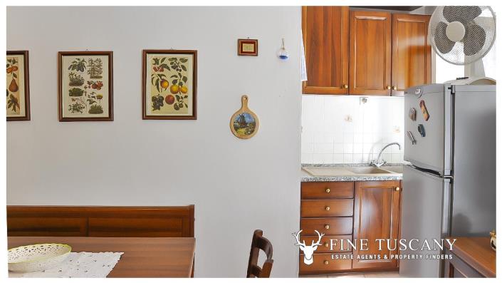 Image No.6-3 Bed House for sale