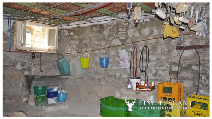 Image No.28-3 Bed House for sale