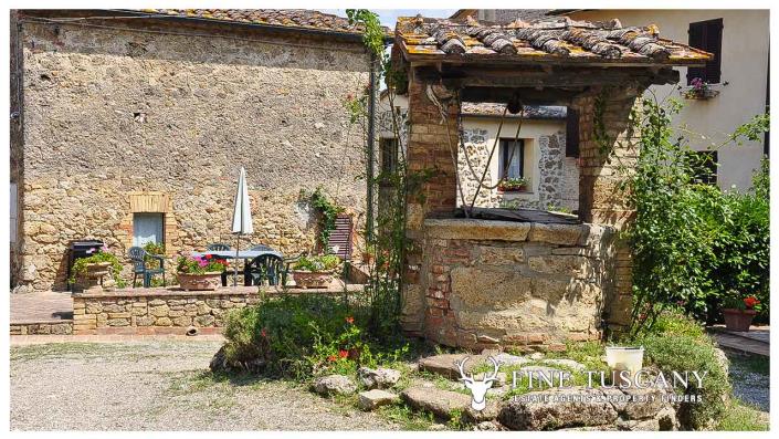 Image No.10-Maison de campagne de 4 chambres à vendre à Chiusdino