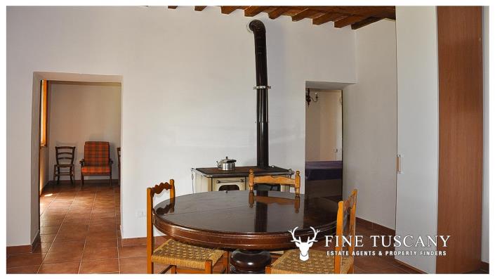 Image No.16-Maison de campagne de 4 chambres à vendre à Chiusdino