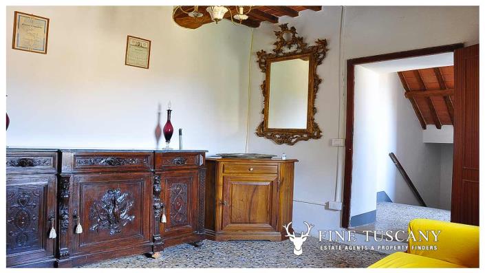 Image No.25-Maison de campagne de 4 chambres à vendre à Chiusdino