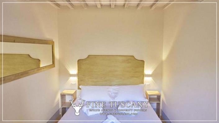 Image No.13-6 Bed Country House for sale