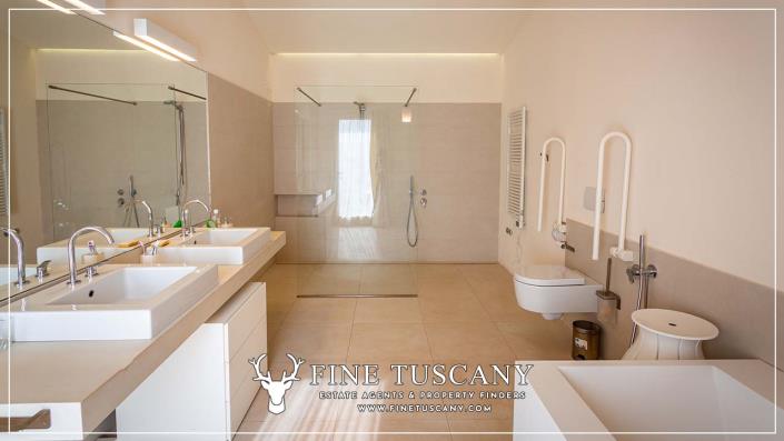 Image No.15-Ferme de 5 chambres à vendre à Volterra