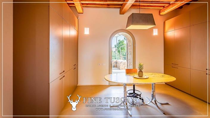 Image No.23-Ferme de 5 chambres à vendre à Volterra