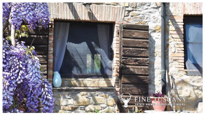 Image No.9-4 Bed Country Property for sale