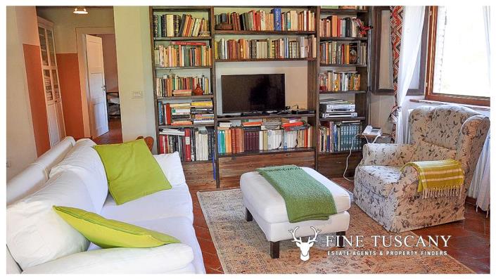 Image No.24-4 Bed Country Property for sale