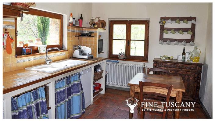 Image No.35-4 Bed Country Property for sale