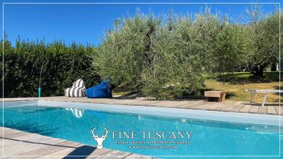 Modern-Villa-with-Garden-and-Pool-for-sale-in-Bientina-Pisa-Tuscany-Italy--46