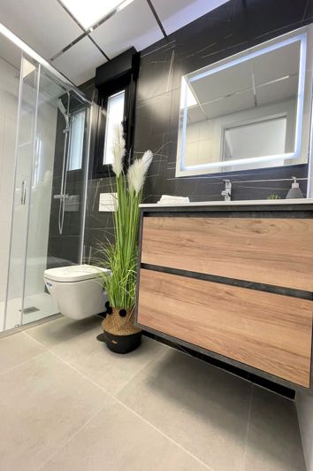 Image No.8-3 Bed Villa for sale