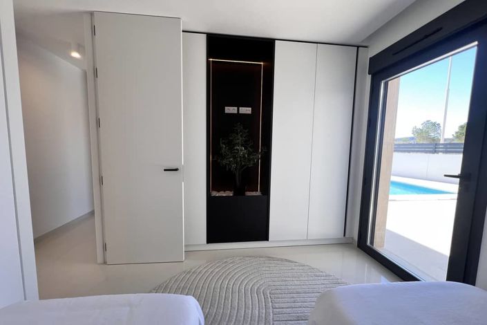 Image No.15-3 Bed Villa for sale