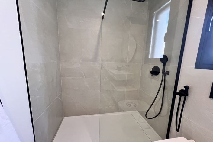 Image No.24-3 Bed Villa for sale