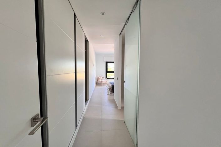 Image No.17-3 Bed Apartment for sale