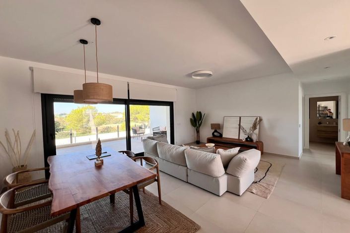 Image No.9-3 Bed Apartment for sale