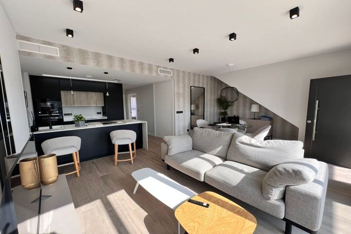 Image No.8-3 Bed Apartment for sale