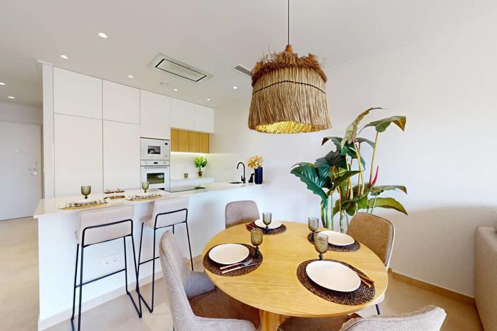 Image No.21-3 Bed Apartment for sale