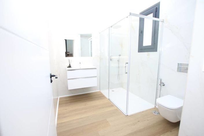 Image No.20-3 Bed Villa for sale