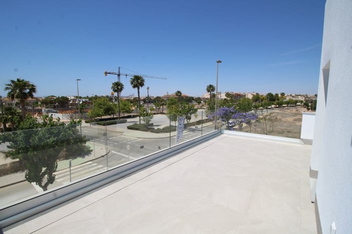 Image No.27-3 Bed Villa for sale