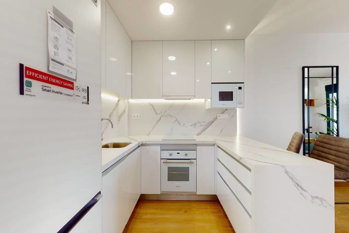 Image No.11-2 Bed Townhouse for sale