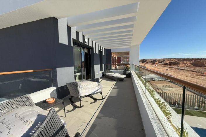 Image No.27-3 Bed Villa for sale