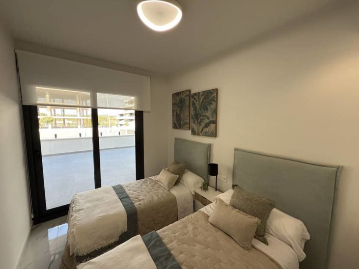 Image No.21-2 Bed Apartment for sale