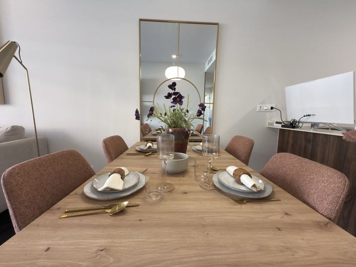 Image No.8-2 Bed Apartment for sale