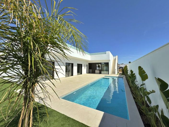 Image No.9-3 Bed Villa for sale