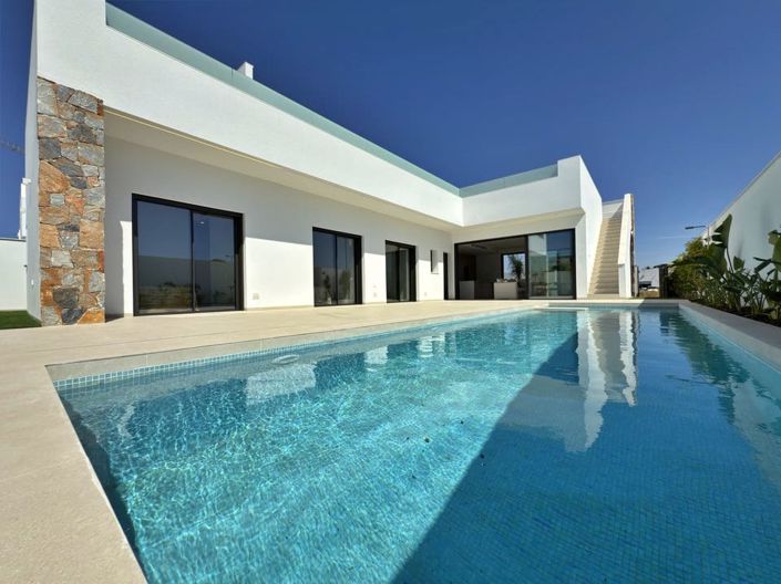 Image No.10-3 Bed Villa for sale