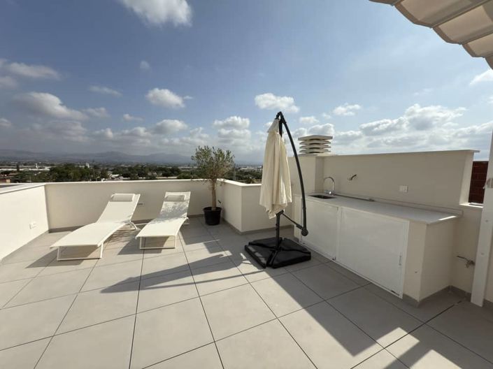 Image No.32-2 Bed Townhouse for sale