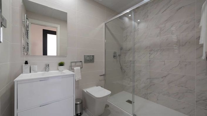 Image No.27-2 Bed Apartment for sale