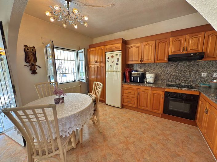 Image No.28-Villa de 2 chambres à vendre à Villamartin