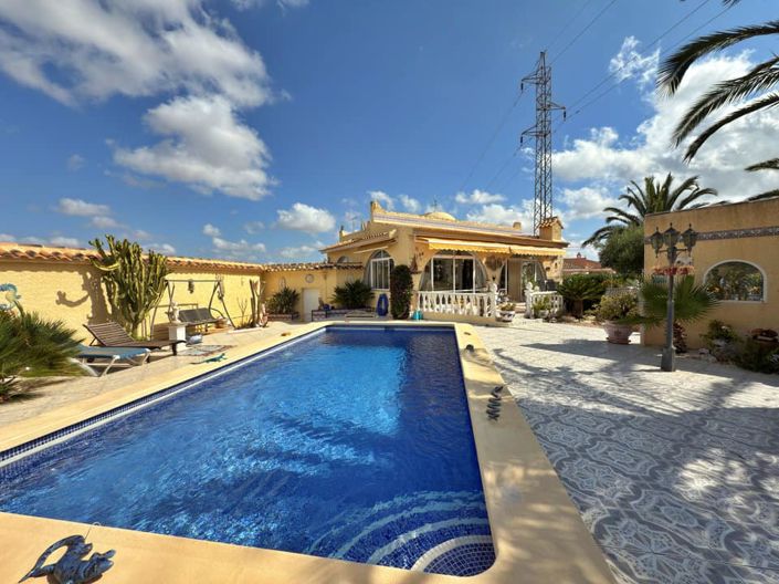 Image No.5-Villa de 2 chambres à vendre à Villamartin