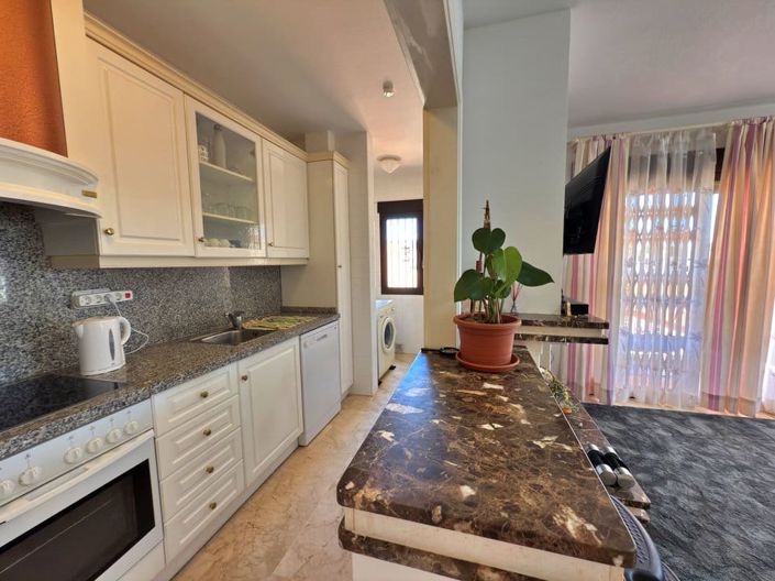 Image No.27-3 Bed Apartment for sale