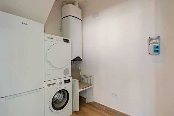 Image No.38-3 Bed Villa for sale