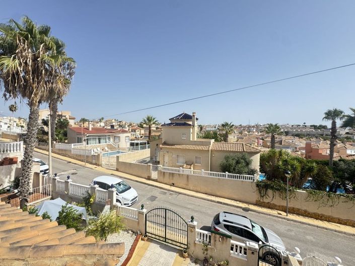 Image No.7-4 Bed Villa for sale