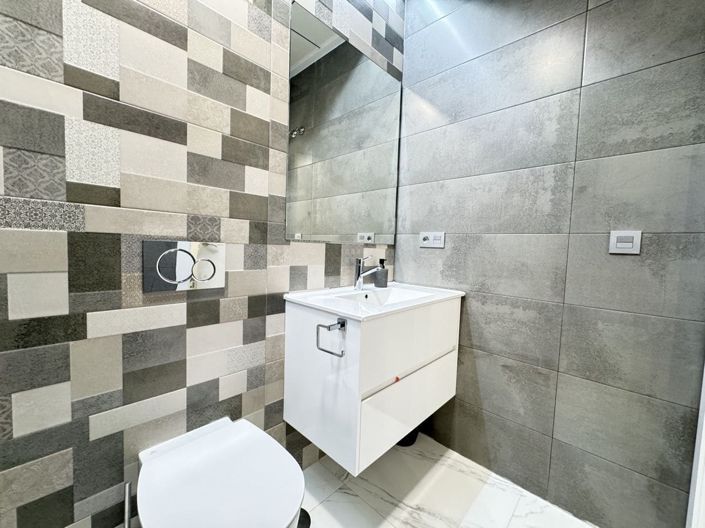 Image No.9-4 Bed Villa for sale