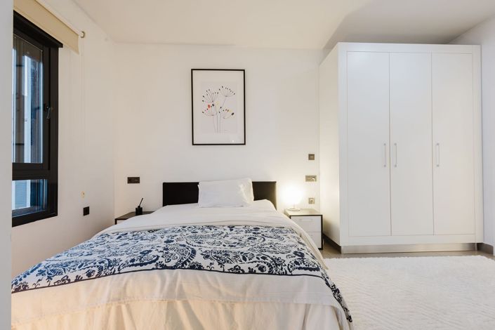 Image No.25-2 Bed Apartment for sale