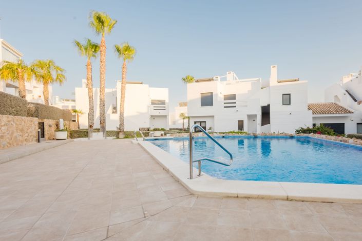 Image No.33-2 Bed Apartment for sale