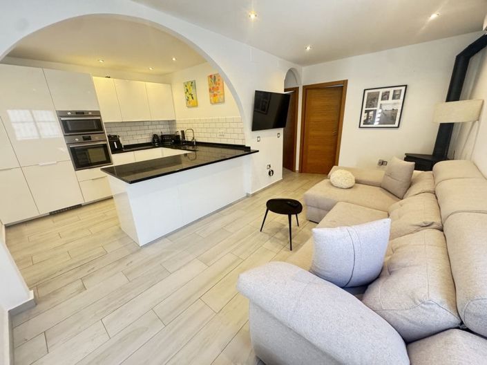 Image No.7-2 Bed Apartment for sale