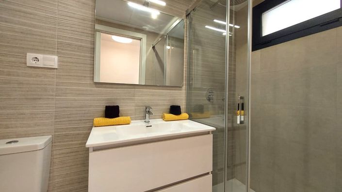 Image No.12-2 Bed Apartment for sale