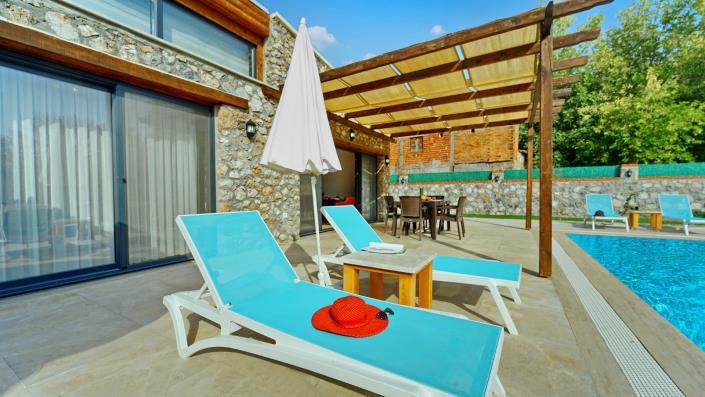 Image No.20-9 Bed Villa for sale