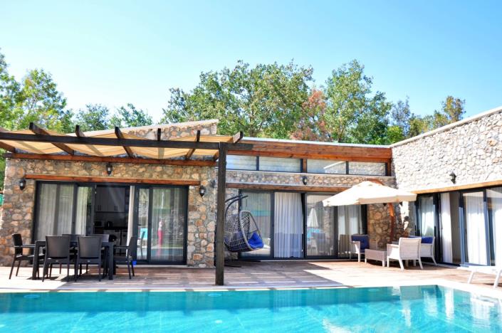 Image No.30-9 Bed Villa for sale