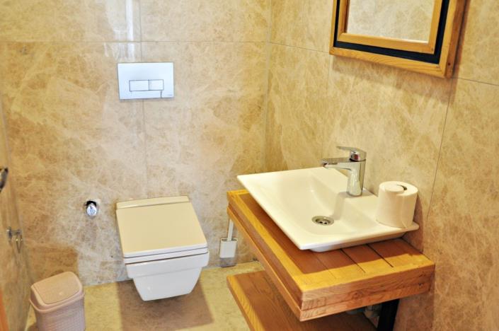 Image No.40-9 Bed Villa for sale