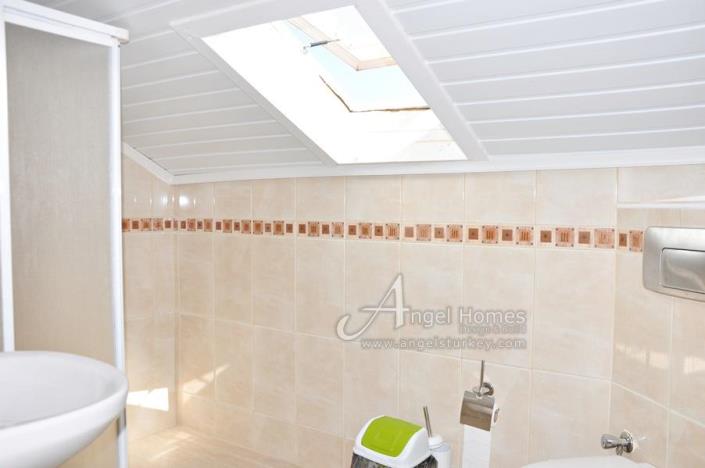 Image No.16-2 Bed Apartment for sale