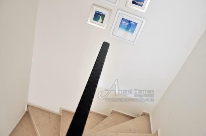 Image No.17-2 Bed Apartment for sale