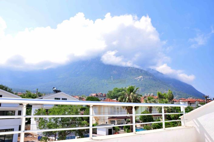 Image No.23-3 Bed Villa / Detached for sale