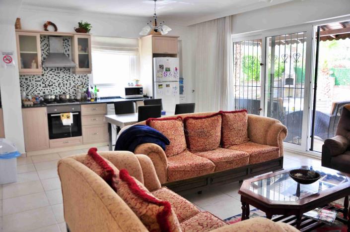 Image No.11-3 Bed Villa / Detached for sale