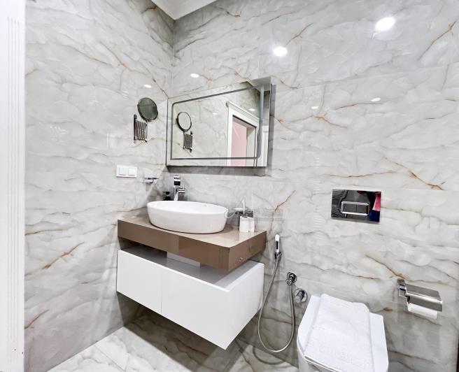 Image No.36-8 Bed Villa for sale